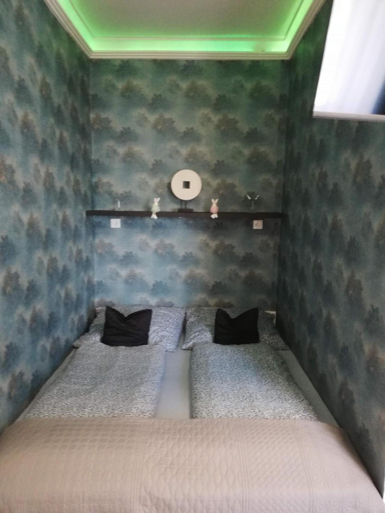 Viktoria Studioapartman Győr Extérieur photo